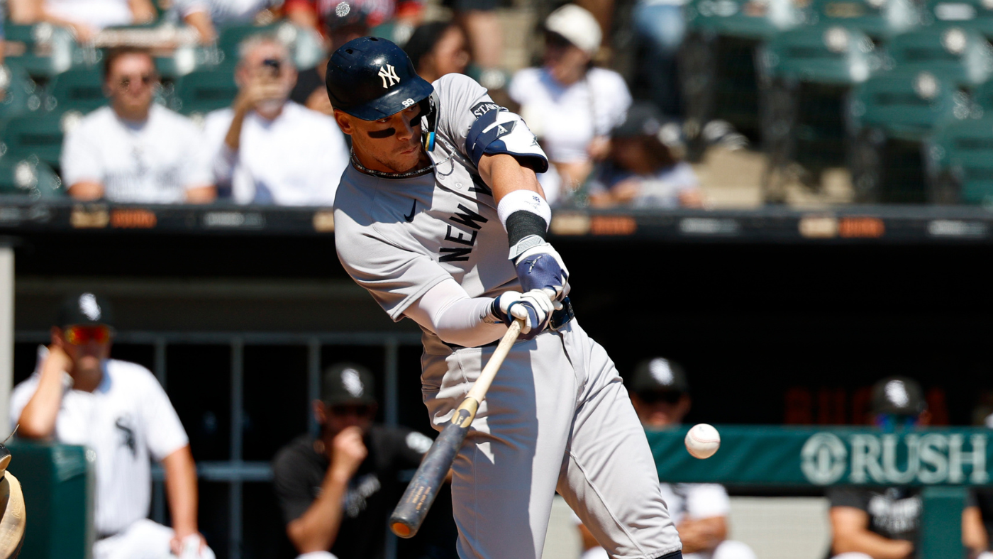 WATCH: Aaron Judge ties Yogi Berra on Yankees' all-time home run list with career homer No. 358
WATCH: Aaron Judge ties Yogi Berra on Yankees' all-time home run list with career homer No. 358