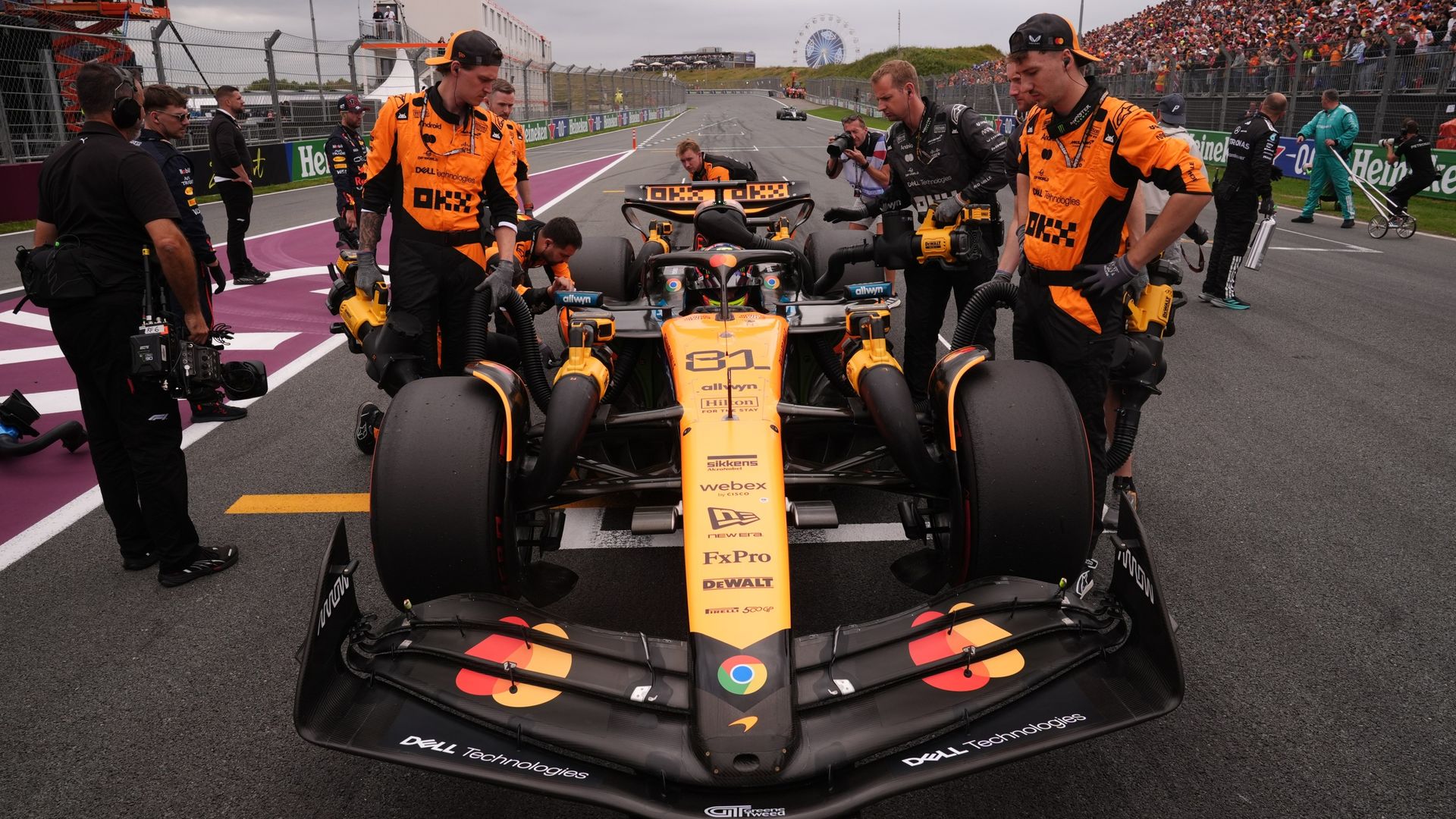 McLaren F1 arm valued at over £3bn in stake sale McLaren F1 arm valued at over £3bn in stake sale