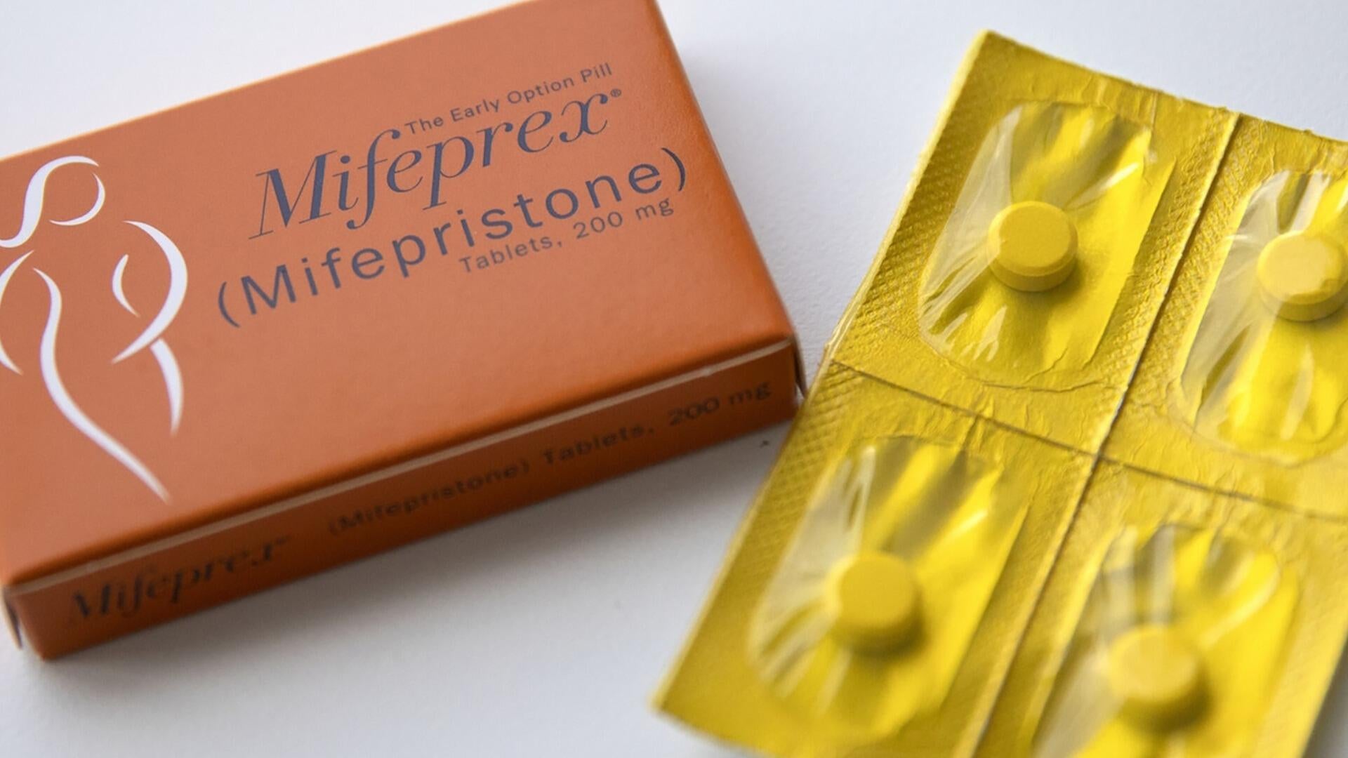 Texas lawmakers pass bill that curbs mailing of abortion pills into the state Texas lawmakers pass bill that curbs mailing of abortion pills into the state