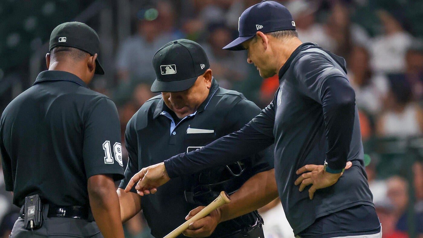 Umpires confiscate bat of Astros' Taylor Trammell after Yankees manager Aaron Boone asks to have it checked
Umpires confiscate bat of Astros' Taylor Trammell after Yankees manager Aaron Boone asks to have it checked