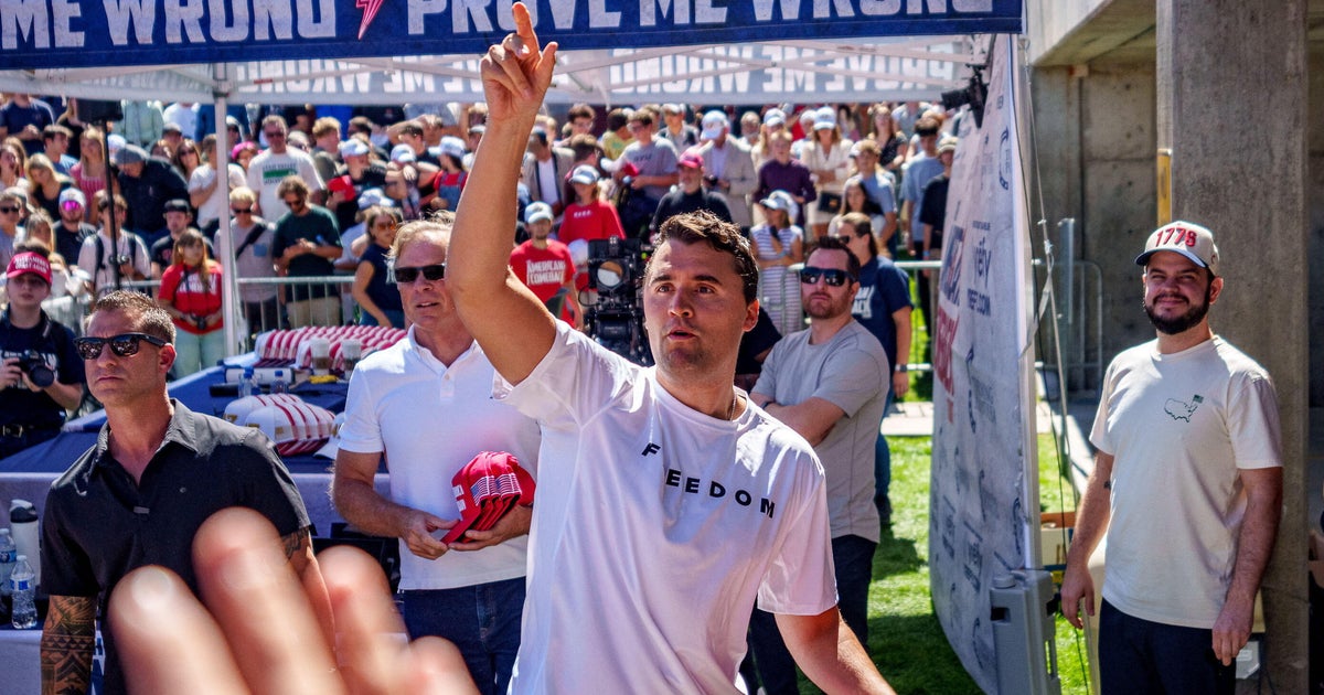 Witnesses say Charlie Kirk was debating gun violence before deadly shooting Witnesses say Charlie Kirk was debating gun violence before deadly shooting