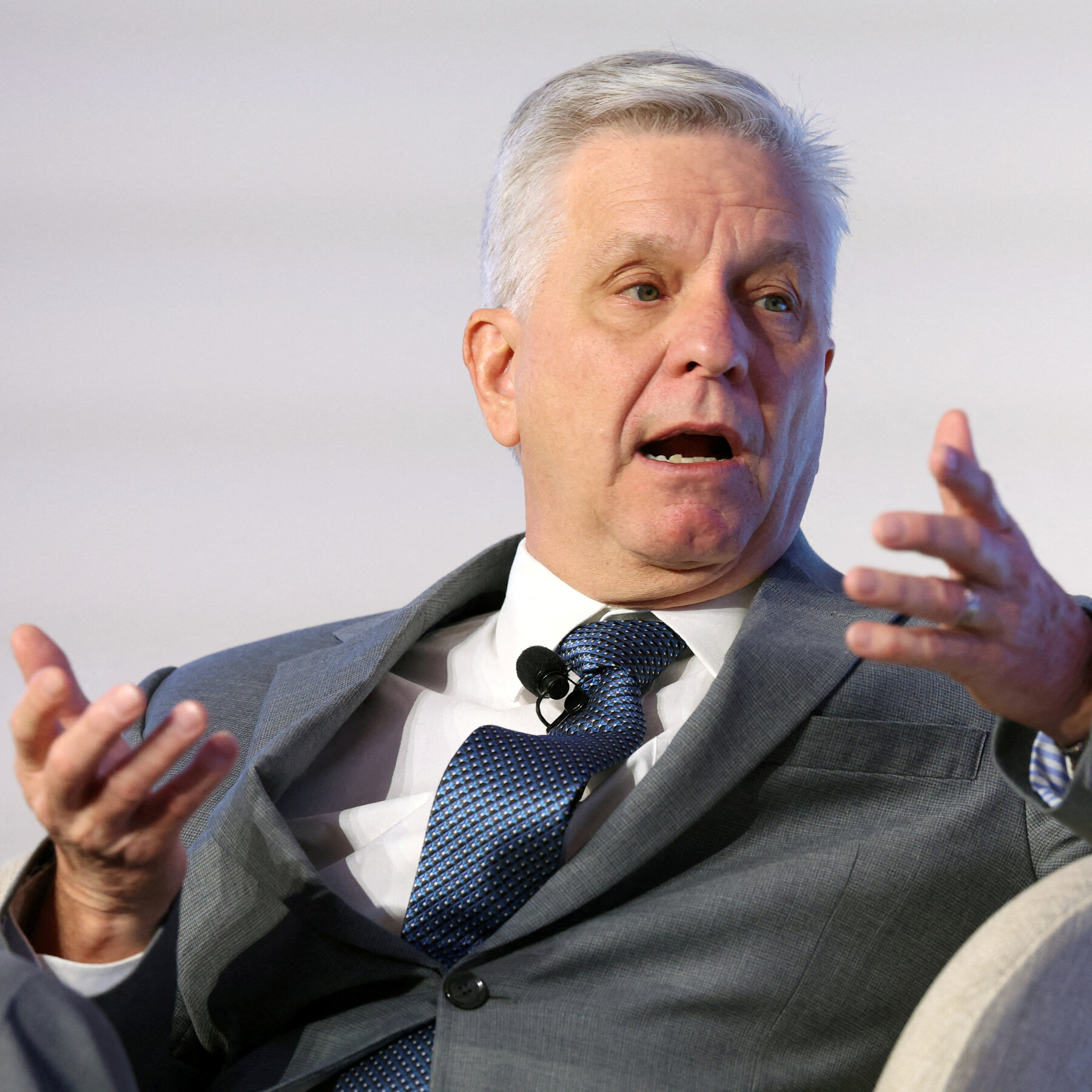 Top Fed Official Backs July Rate Cut as Trump Ramps Up Pressure Top Fed Official Backs July Rate Cut as Trump Ramps Up Pressure