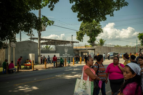 Prisoner Swap Frees Americans in Venezuela for Migrants in El Salvador Prisoner Swap Frees Americans in Venezuela for Migrants in El Salvador