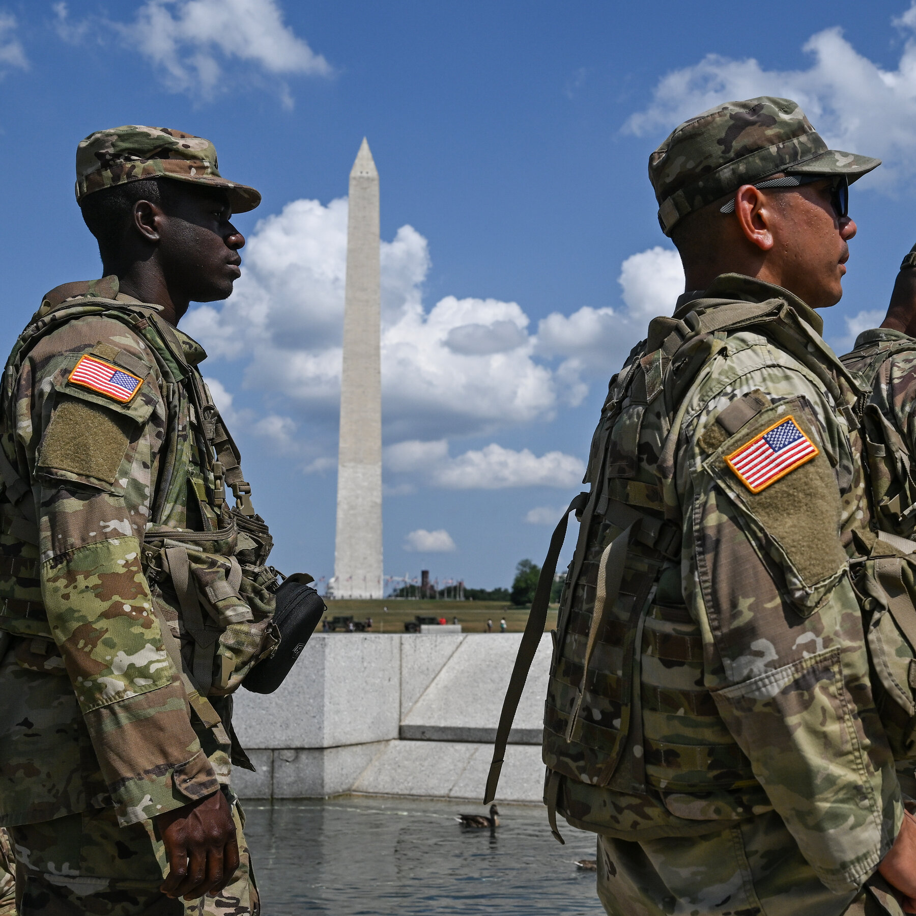 As Troops Walk the Streets, Washington Restaurants Report a Slump As Troops Walk the Streets, Washington Restaurants Report a Slump