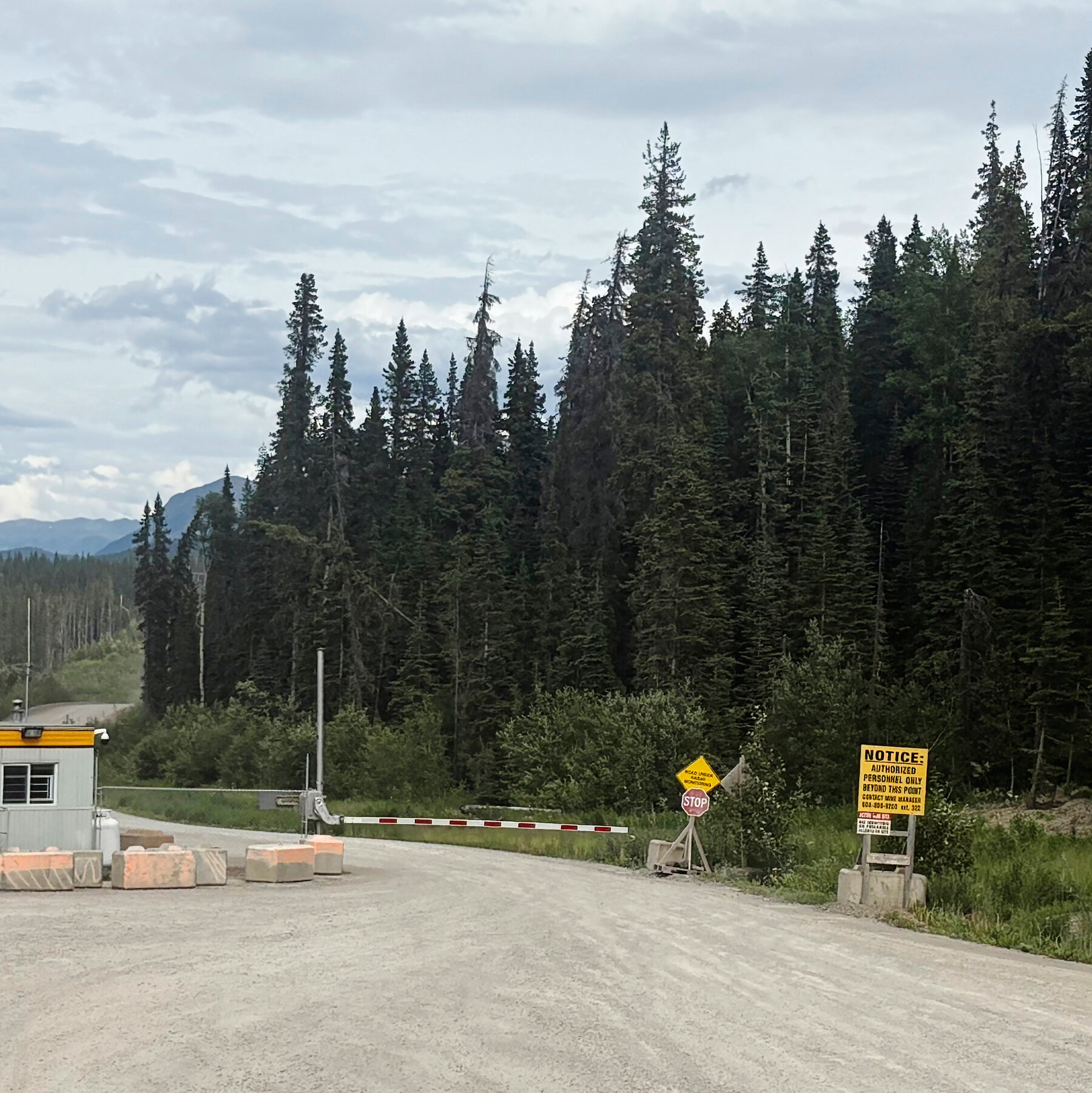 3 Workers Freed From Collapsed Mine in Western Canada 3 Workers Freed From Collapsed Mine in Western Canada