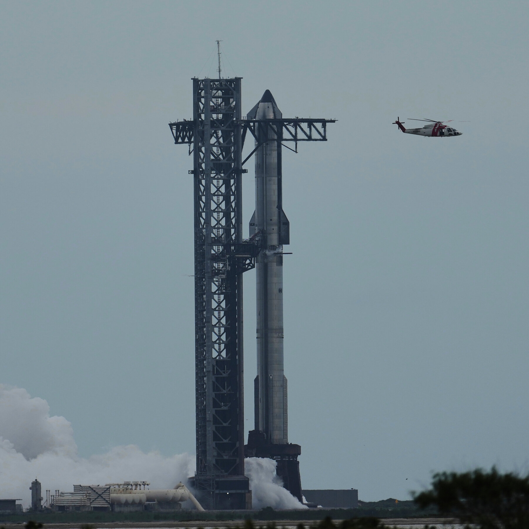SpaceX Scrubs 10th Starship Test Launch Because of Lousy Weather SpaceX Scrubs 10th Starship Test Launch Because of Lousy Weather