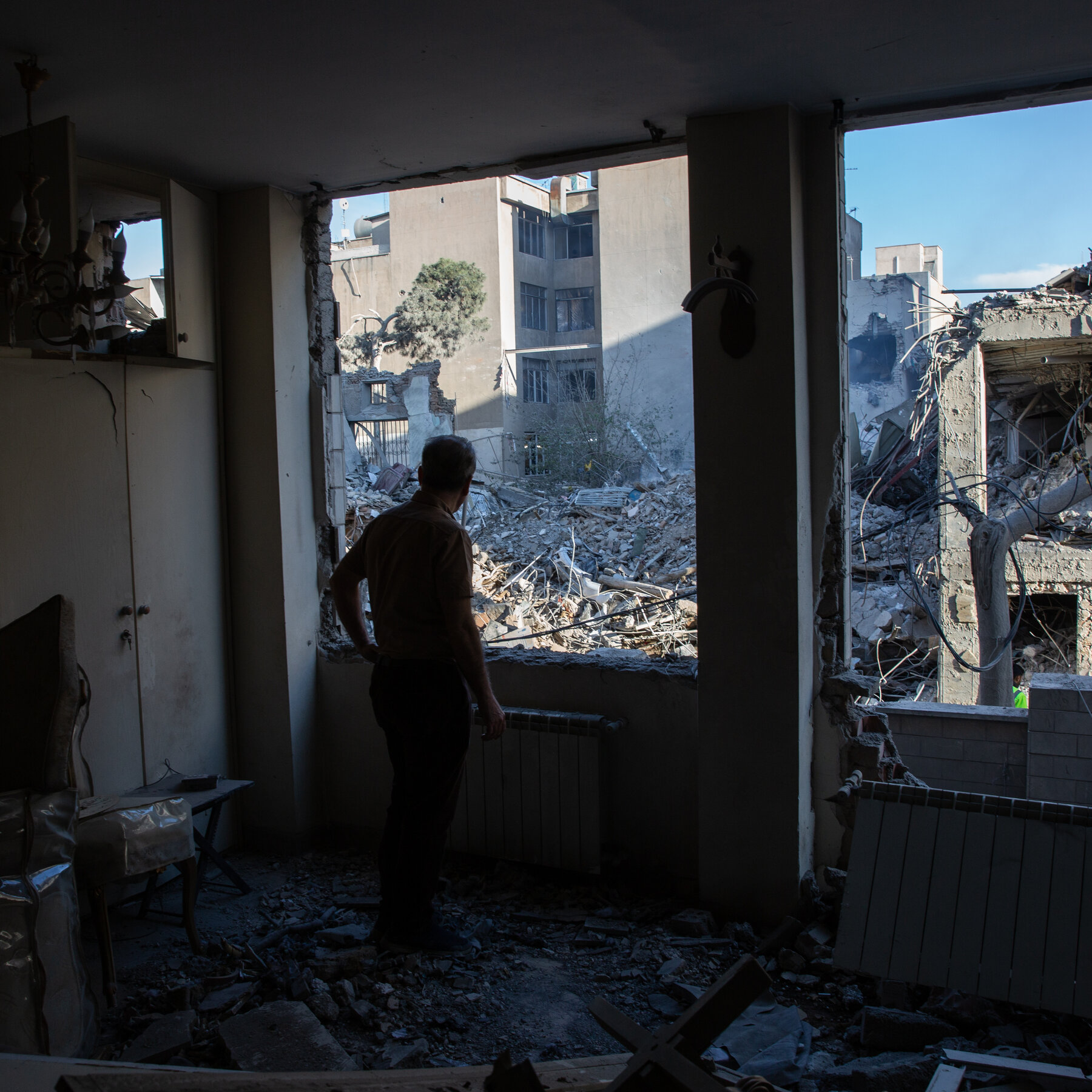 Iran War Live Updates: Trump Calls to Wipe Out a ‘Whole Civilization’ as Iranians Reject Threats