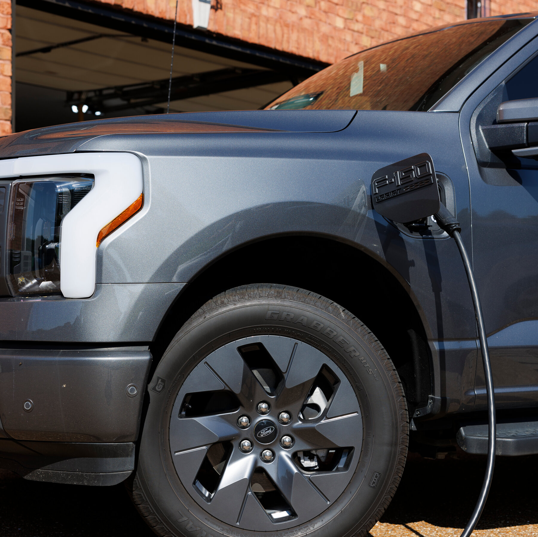 Ford Says Electric Vehicle Losses Will Continue for Three More Years