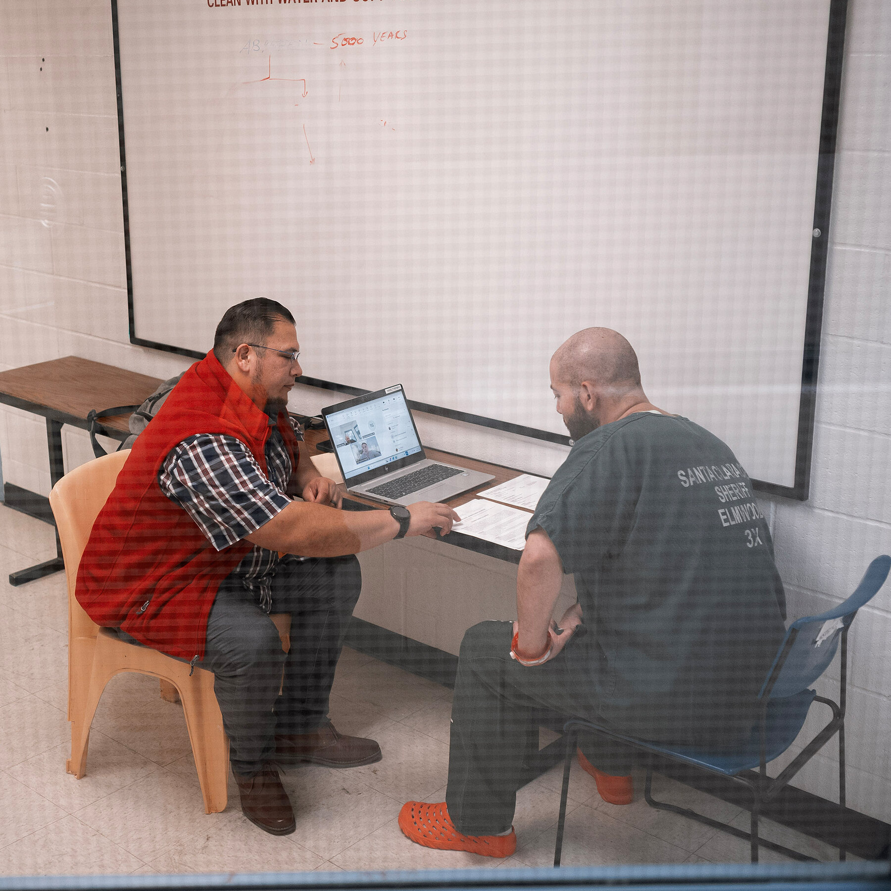 A New Lifeline Helps Inmates Transition to Life Outside the Bars