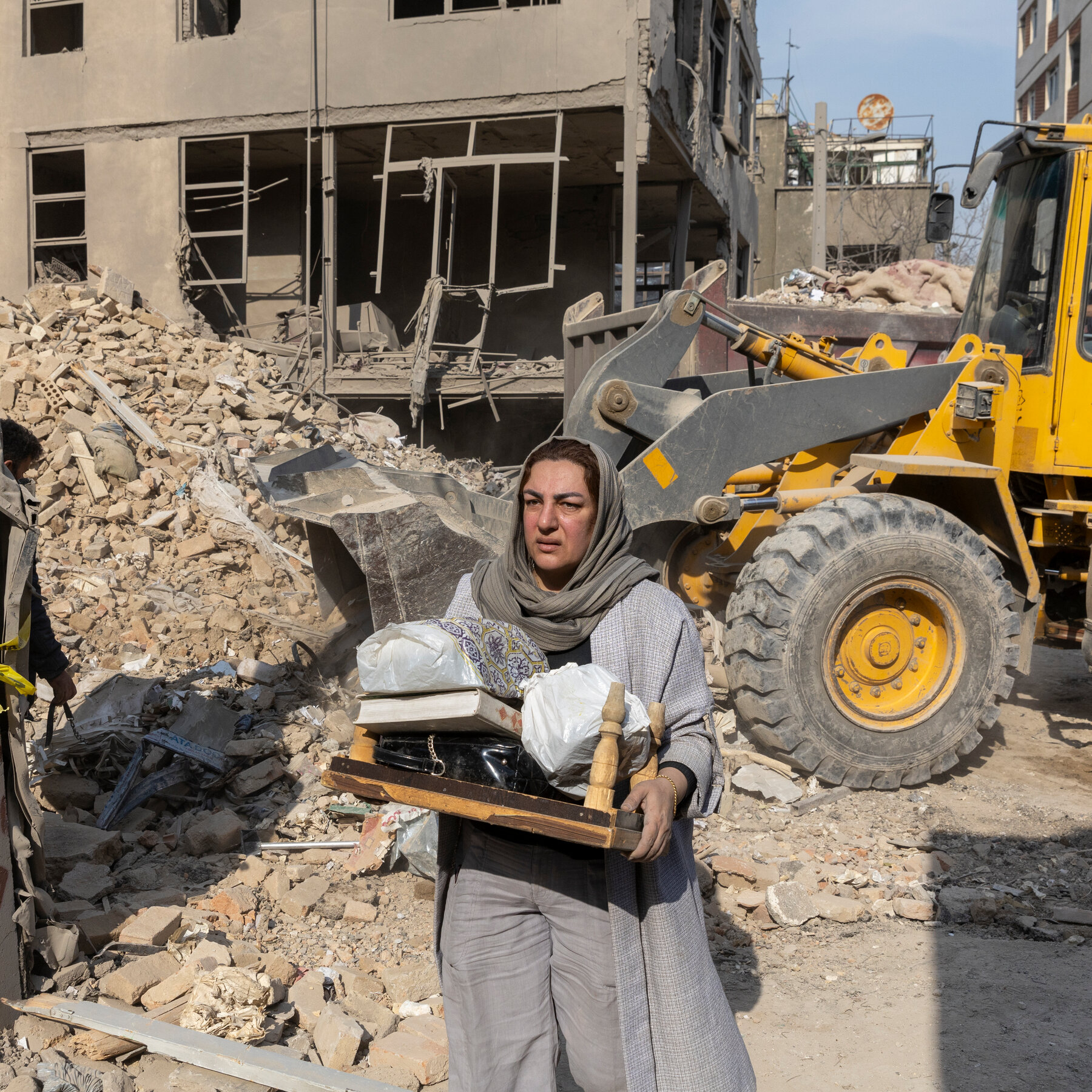 Iran War Live Updates: U.S. Tells Citizens to Leave Iraq After Second Attack on Embassy