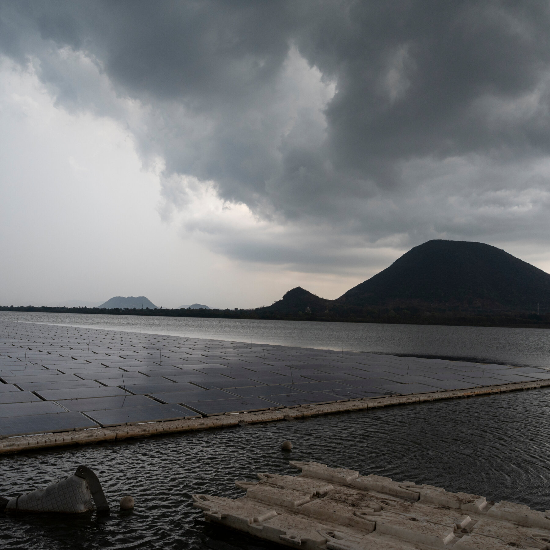 War Exposes Gaps in India’s Clean Energy Push