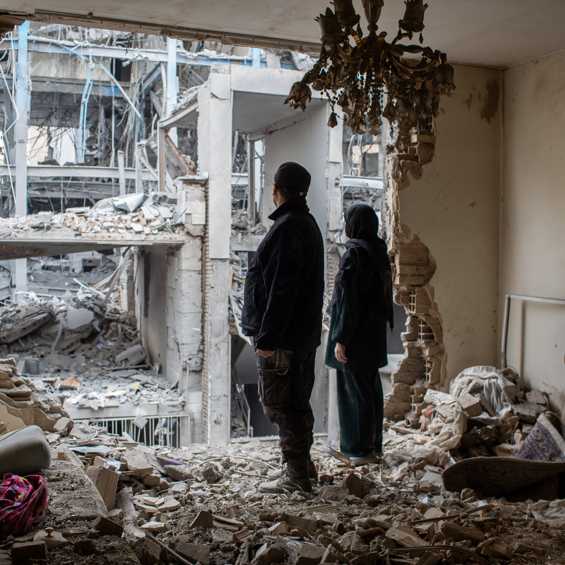 Iran War Live Updates: Trump Says He Wants to Delay Visit to China Because of Conflict