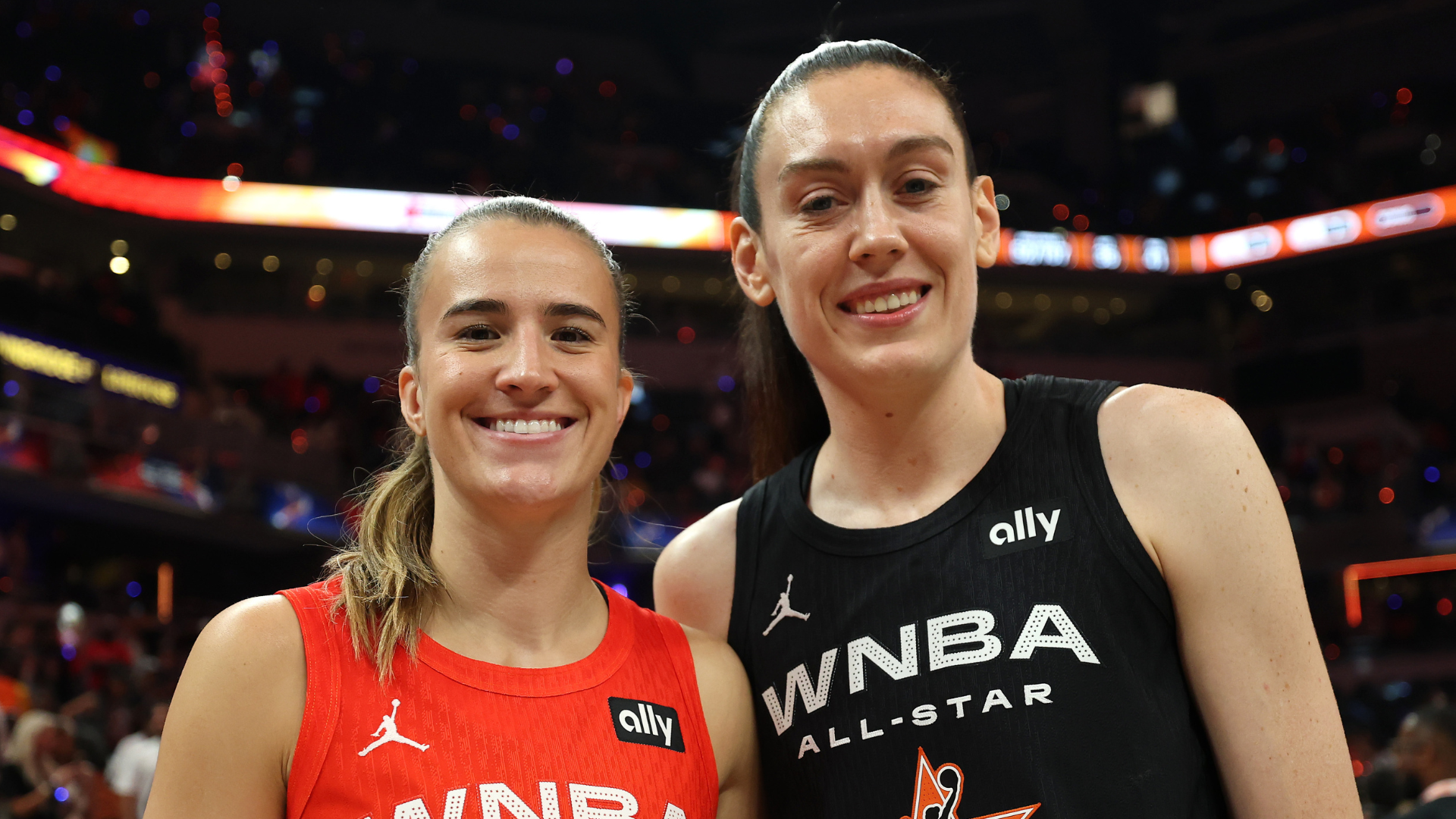 
                        2026 WNBA offseason, free agency tracker: Liberty re-sign stars on max deals; Fever extend Aaliyah Boston
                    
