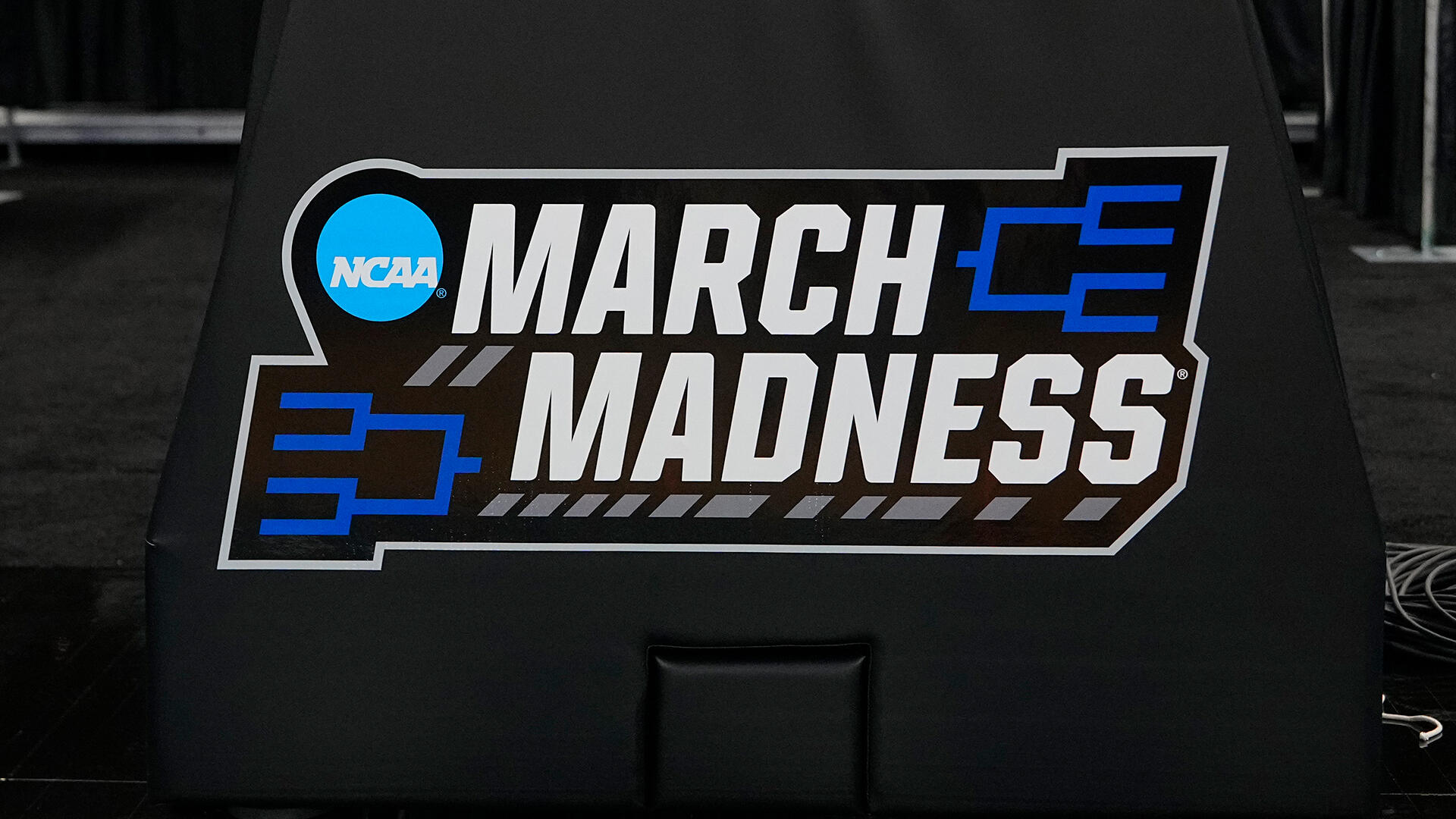 
                        2026 NCAA Tournament first, second round schedule: March Madness bracket, game dates, tip times, TV channels
                    