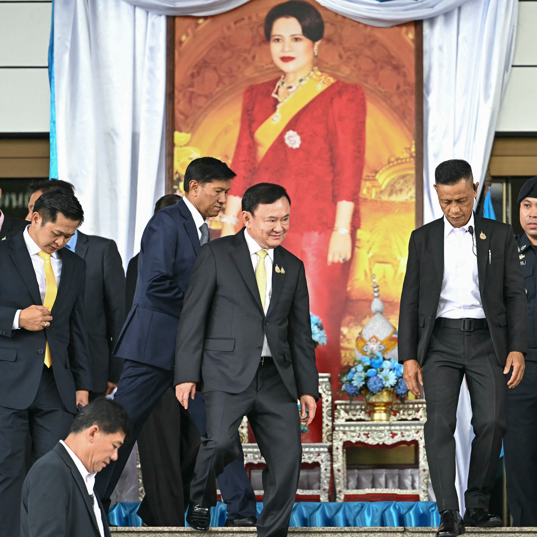 Thaksin Shinawatra, Former Thai Premier, Cleared of Insulting Monarchy