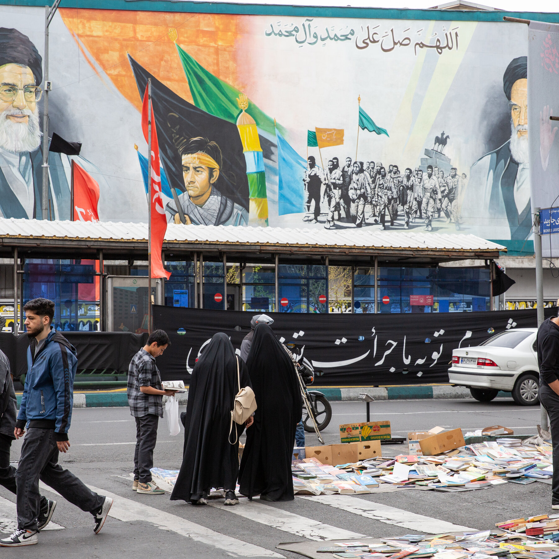 Tehran Is Defiant After Trump Threatens Power Plants