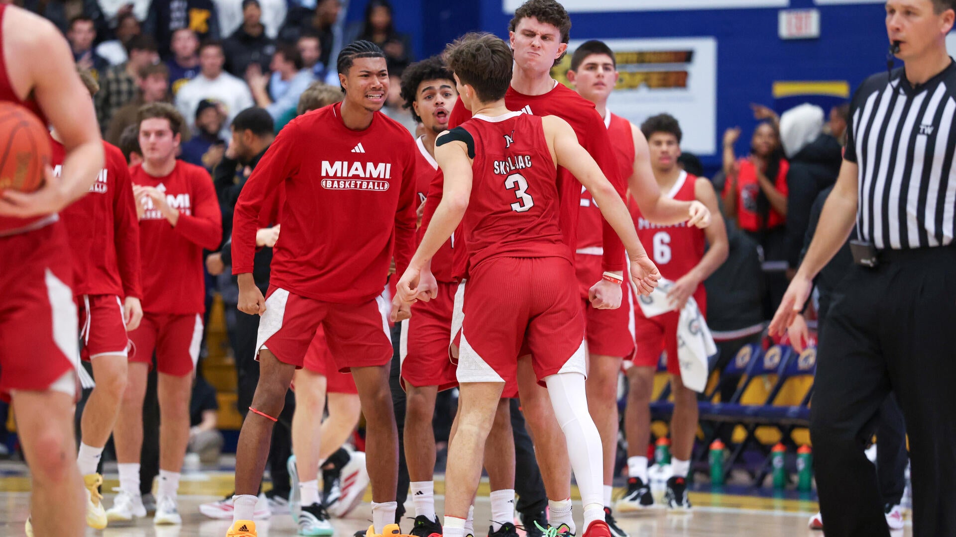 
                        Miami's NCAA Tournament chances after improving to 28-0: Are RedHawks a lock to make Big Dance yet?
                    