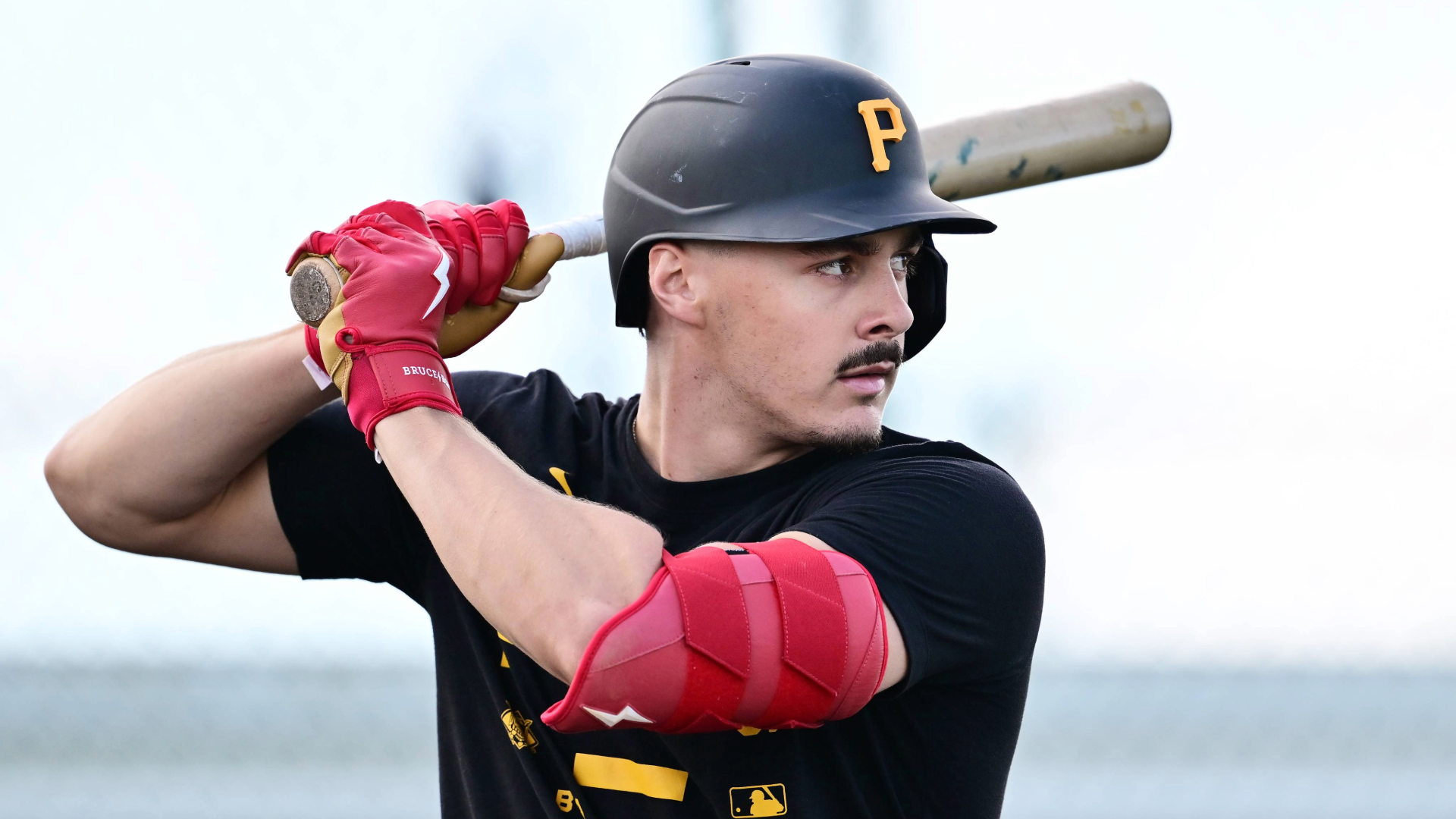
                        Top prospect Konnor Griffin, Pirates reportedly interested in extension: What could long-term deal look like?
                    